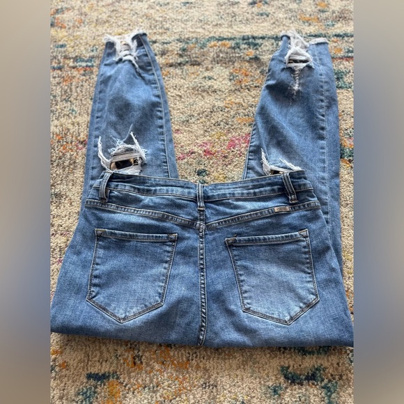 Women’s KanCan Ripped Edgy Jeans Cheetah Print Sections Size XL - Picture 9 of 13